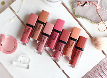 Ingin Bibirmu Terlihat Lebih Cantik? Kenali Enam Jenis Pewarna Bibir Ini!