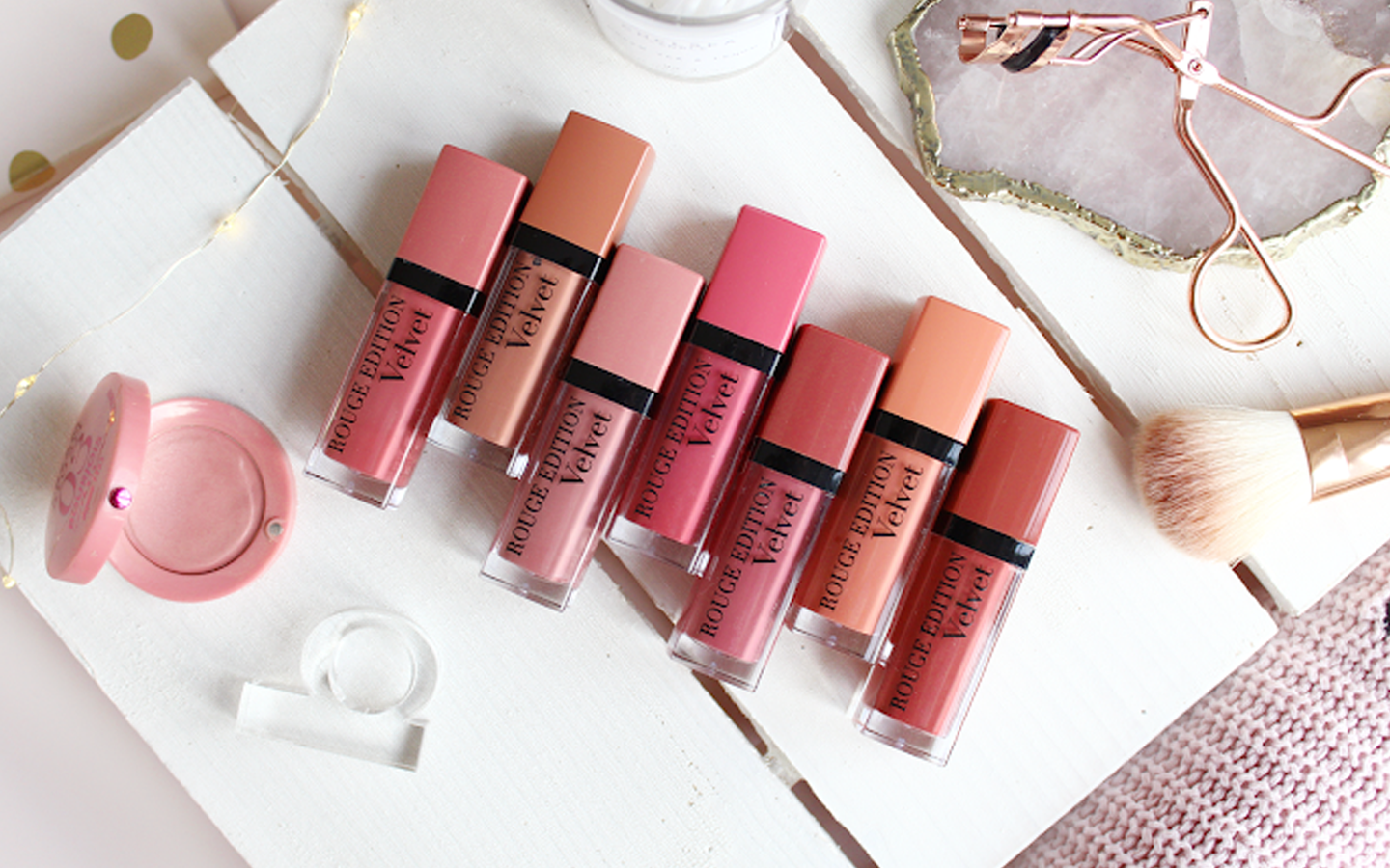 lipstik lip cream lip tint lip pallete lip liner lip gloss