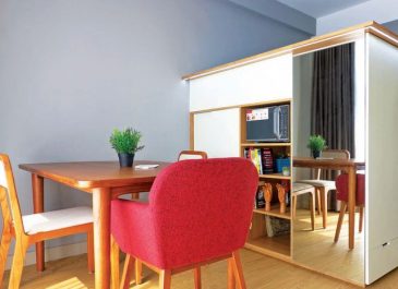 Terapkan Konsep Mezzanine, Apartemen Ini Satukan Lemari dan Tempat Tidur