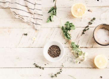 10 Bumbu Dapur yang Bisa Kamu Gunakan untuk Perawatan Kulitmu