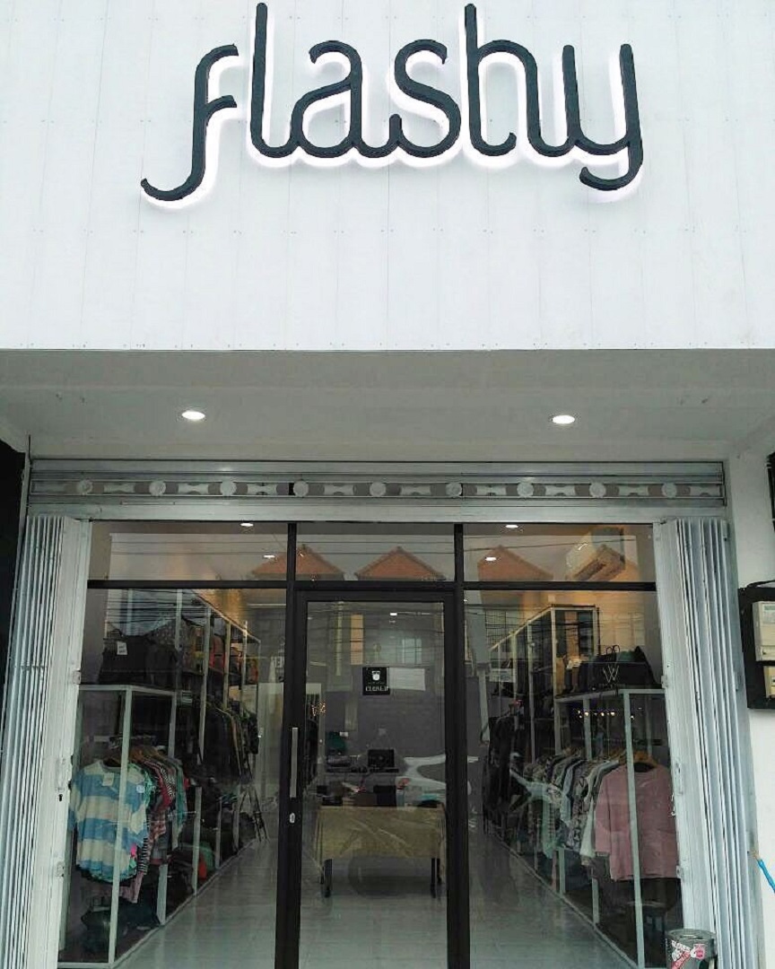 brand lokal wanita