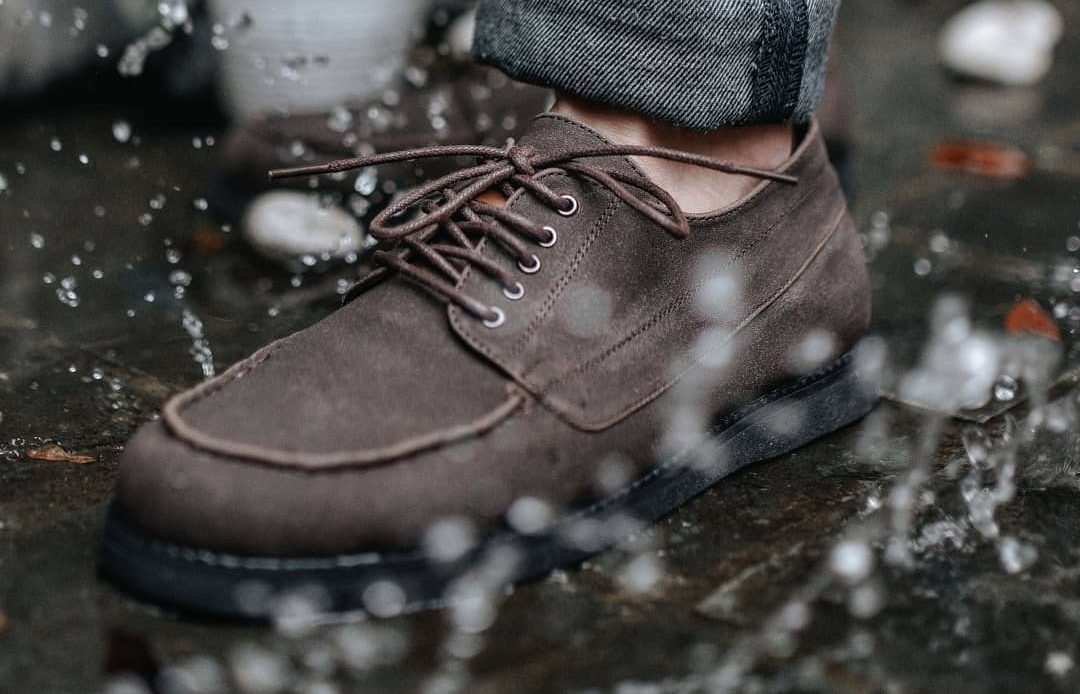 Strategi Paid Promote Kunci Kesuksesan Footstep Footwear