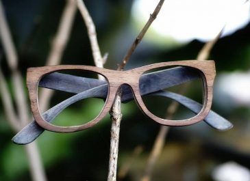 Backyard Recycled, Sulap Papan Skateboard Jadi Frame Kacamata