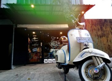 Cozy, Distro di Bandung Bagi Para Pecinta Vespa