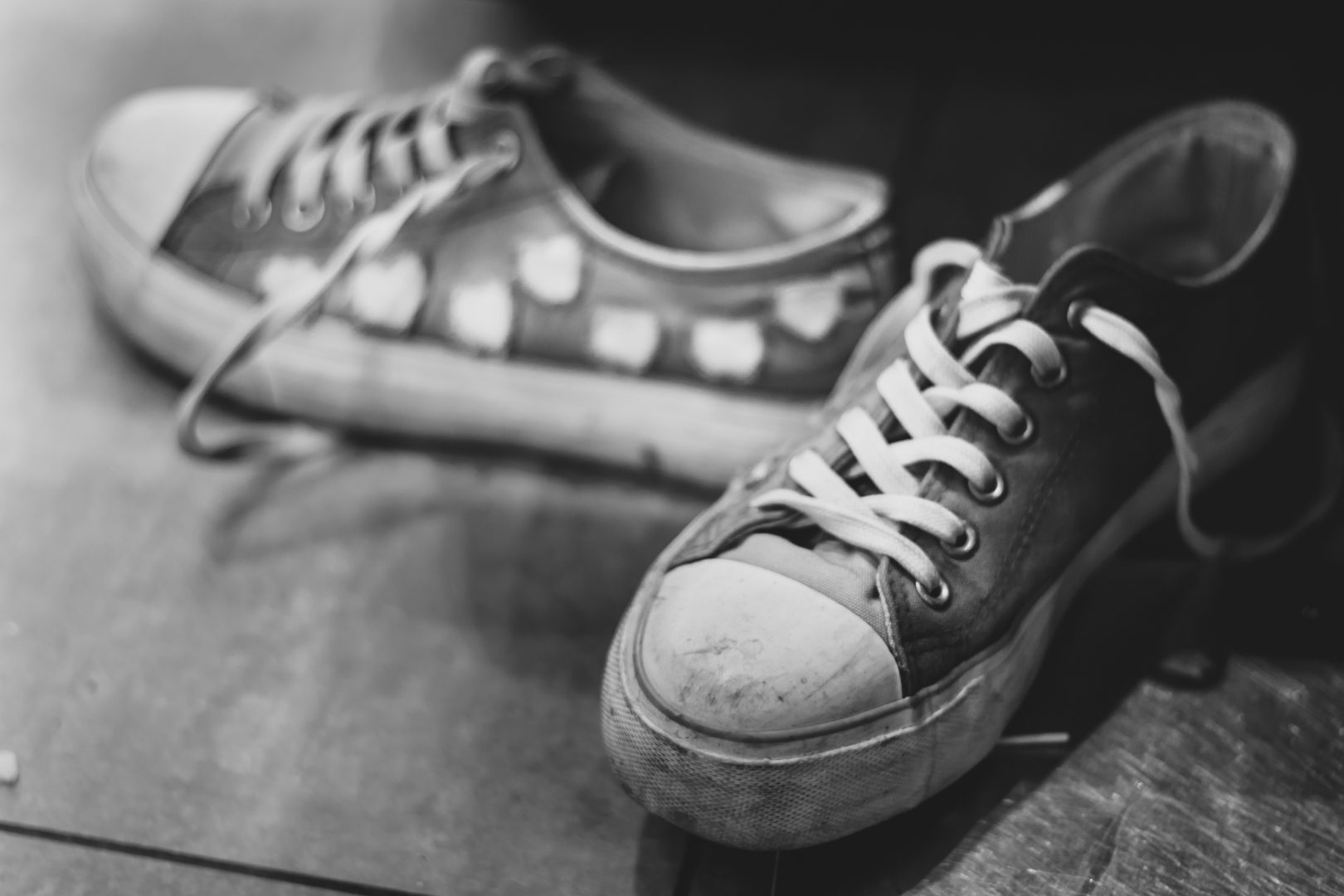 tips ,mencuci sepatu berdasarkan jenisnya
