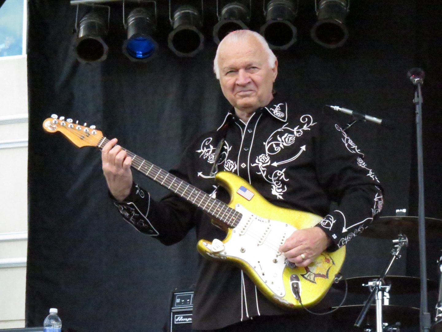 pencetus surf rock