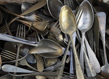 Perabot Berbahan Logammu Berkarat? Gunakan Beberapa Cara Ini untuk Membersihkannya