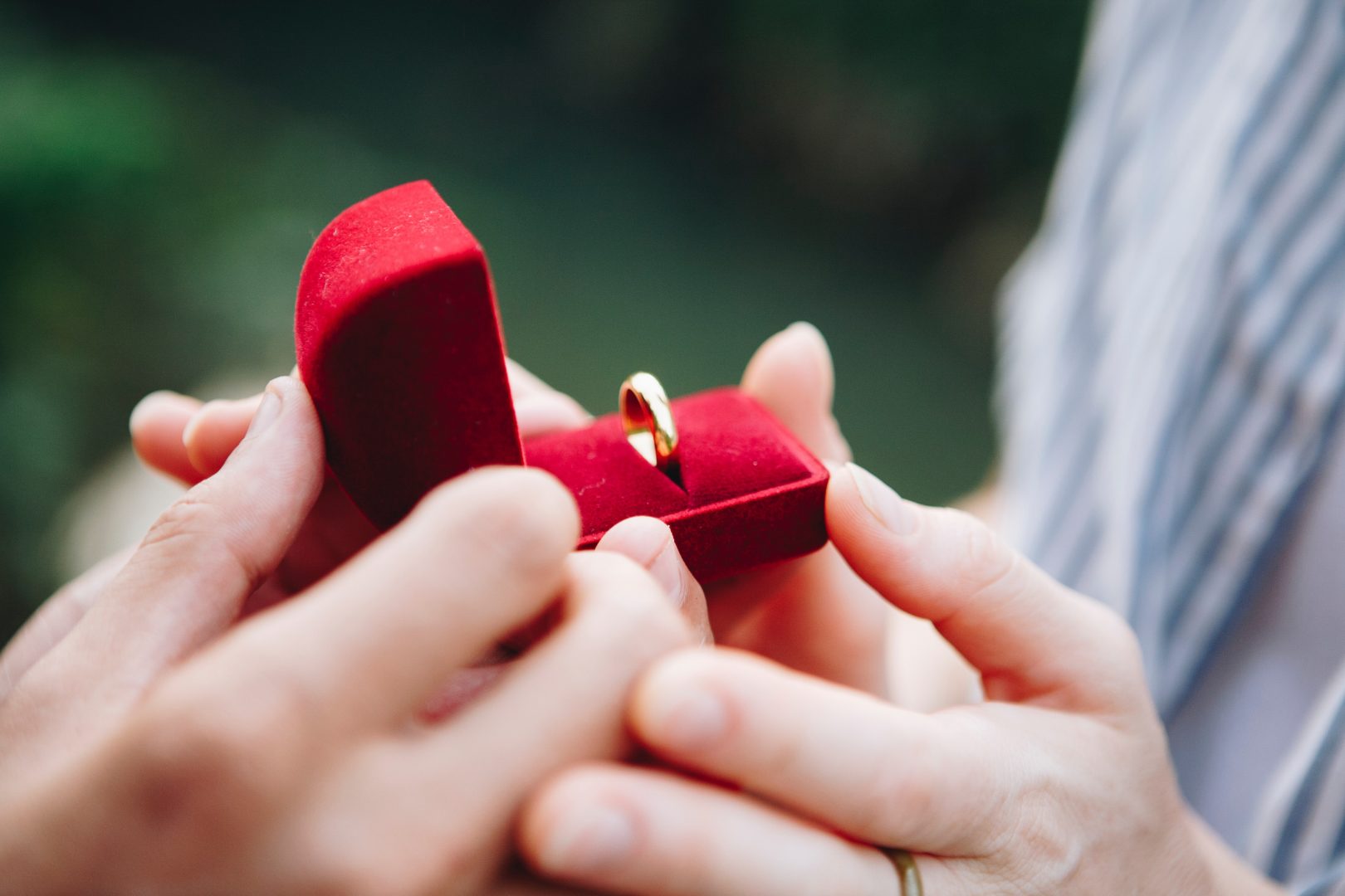 cincin lamaran