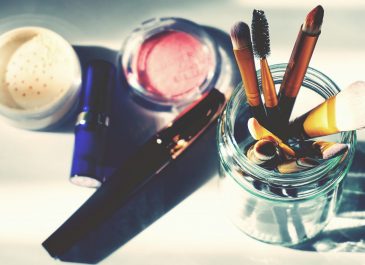 Mengetahui Jenis-Jenis Kosmetik Beserta Masa Kadaluarsanya