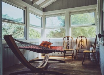 Hilangkan Kepenatan dengan Bersantai di Rumah Menggunakan Hammock