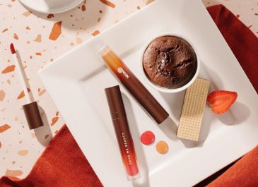 Dear Me Beauty Keluarkan Produk Lipstick Rasa Wafer Coklat