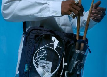 Mengetahui Plus Minus Penggunaan Sling Bag