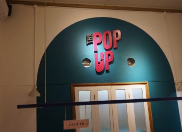 Berbelanja Segala Perlengkapan Wanita di The Pop Up Bandung