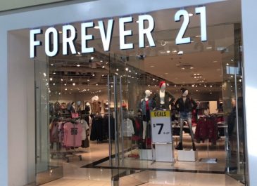 Forever 21 Diambang Kebangkrutan, Bagaimana Bisnis Ritel Hari Ini?