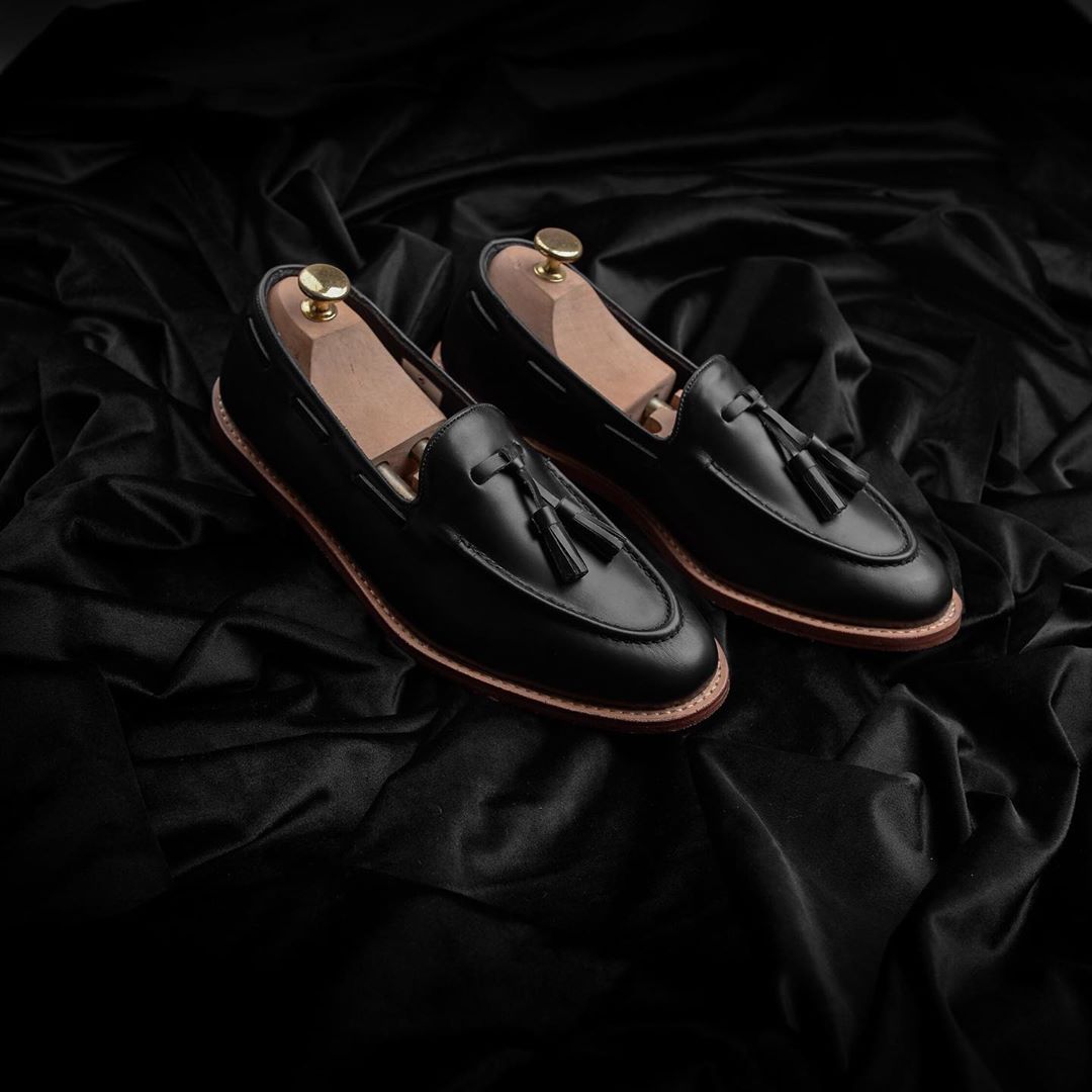 sepatu mewah murah