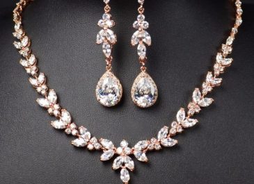 Tren Perhiasan Rose Gold Akan Bertahan Hingga Tahun Depan