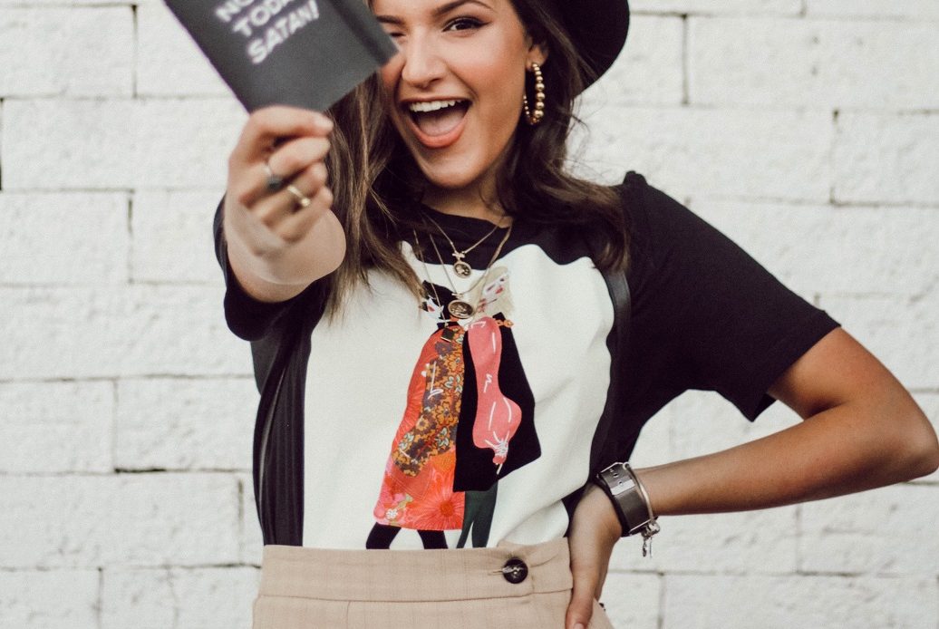 Tips Memakai Perhiasan yang Tepat Agar Tidak Terlihat Norak