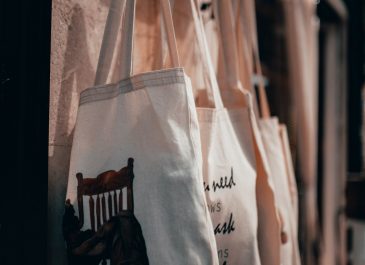 Mengenal 5 Brand Tote Bag Lokal, Cocok Untuk Kamu Anak Indie!
