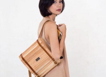 Ruaya, Brand Tas Unik Asal Bantul Bermaterialkan Kayu Mindi