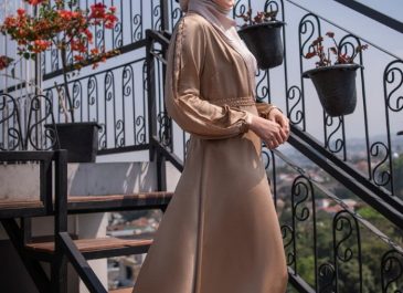 Fe.z by Fenita Arie Suguhkan Koleksi Fashion Muslimah yang Modern