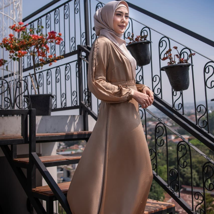 bisnis fenita arie