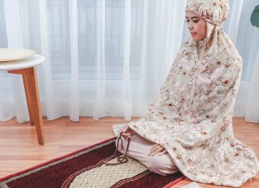 Tazbiya, Brand Mukena yang Nyaman Dipakai dan Indah Dilihat