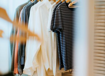 Cara Menghilangkan Jamur dan Bau Tidak Sedap Pada Lemari Pakaian