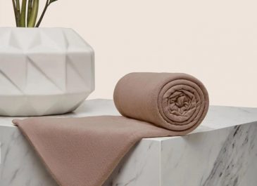 Mengenal Bahan Wolfis, Kain yang Populer Jadi Bahan Pakaian Muslimah