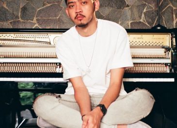 Solipsism, Album Ketiga Pamungkas yang Gambarkan Refleksi Dirinya