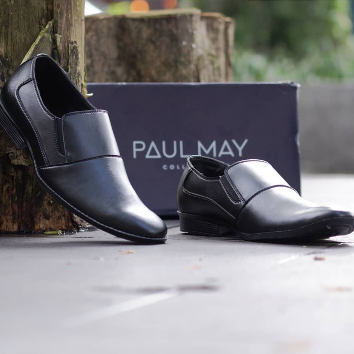sepatu kulit lokal