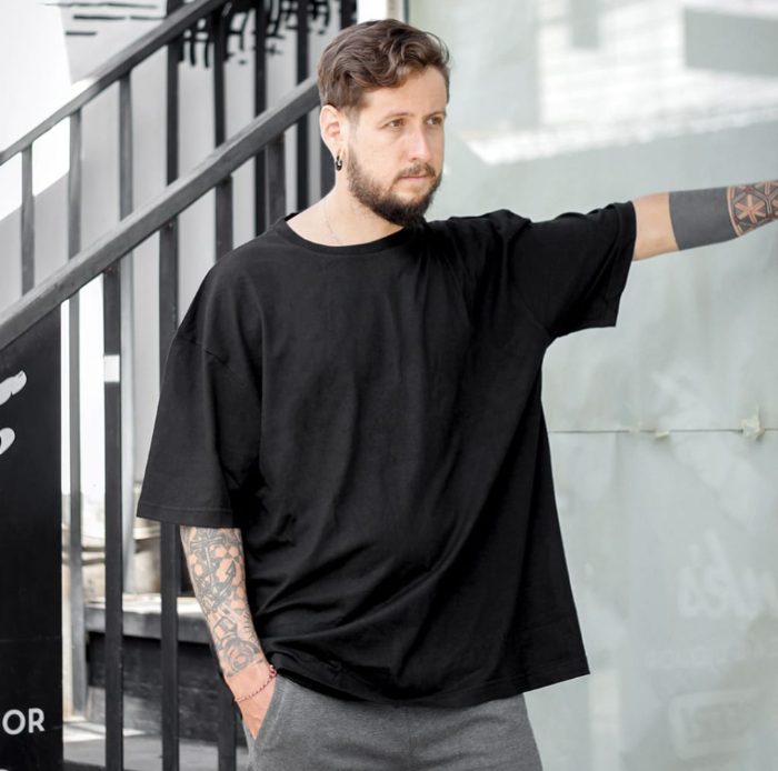 Tren Streetwear Menaik, Koze Indonesia Hadirkan Produk Kaos Oversized