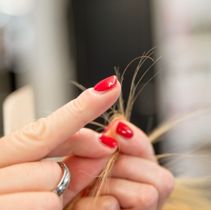 Cara Mengatasi Rambut Bercabang Tanpa Perlu Memotongnya