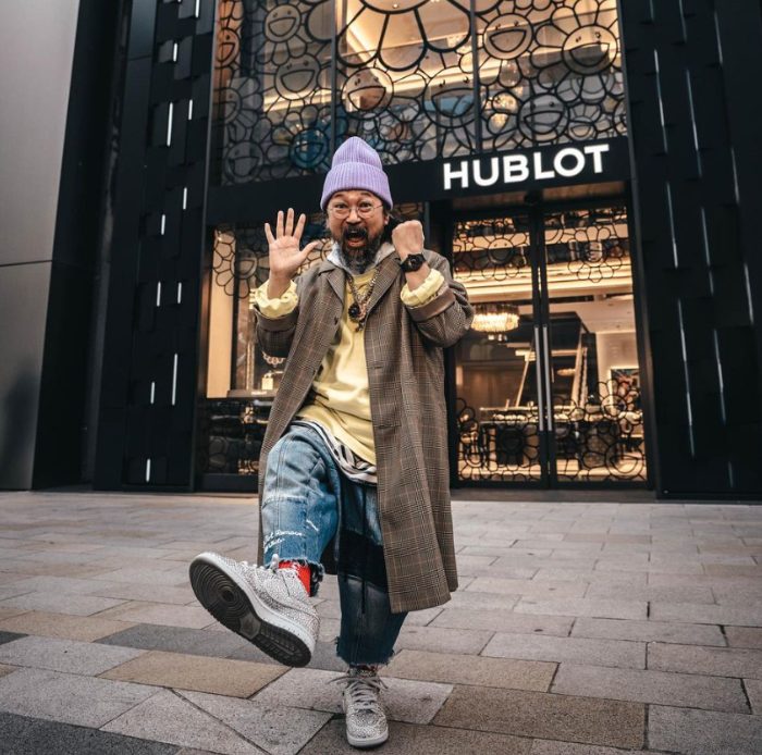Hublot X Takashi Murakami Hadirkan Jam Tangan dengan Desain Bunga Tersenyum
