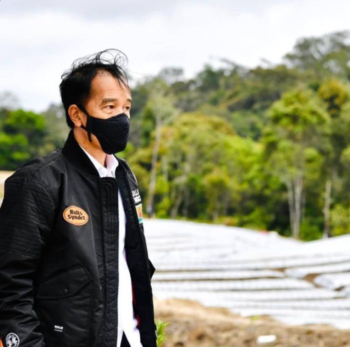 Jokowi Ajak Masyarakat Untuk Cinta Produk Lokal dan Benci Produk Asing