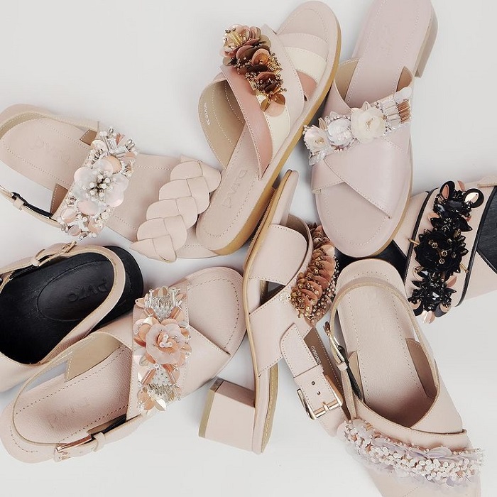 sandal manik perhiasan