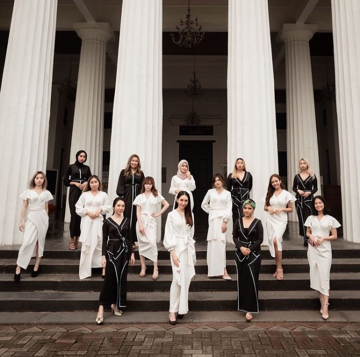 Hadirkan Inspirasi Fashion, Brand Lokal At Vezzo Berkolaborasi Dengan TikTok