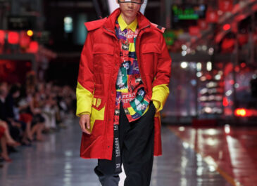 Produsen Mobil Italia Ferrari Rambah Dunia Fashion & Sasar Anak Muda