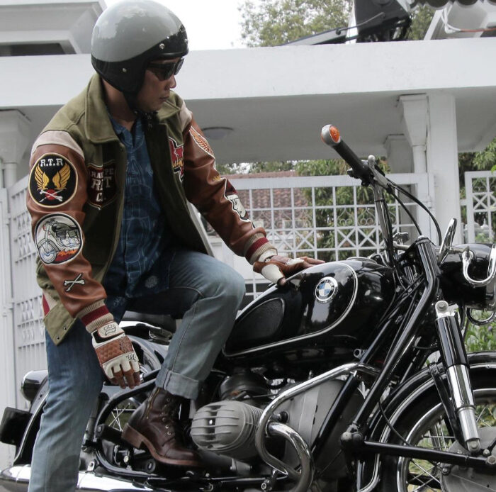 Bespoke Project X Ridwan Kamil Hadirkan Celana Jeans Keren Dari Limbah Plastik