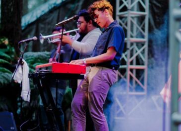 5 Tips Outfit Agar Tampil Kece dan Anti-Mainstream Ala Ardhito Pramono