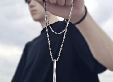 Elloise, Brand Aksesoris Lokal Untuk Tampilan Pria Trendi dan Maskulin