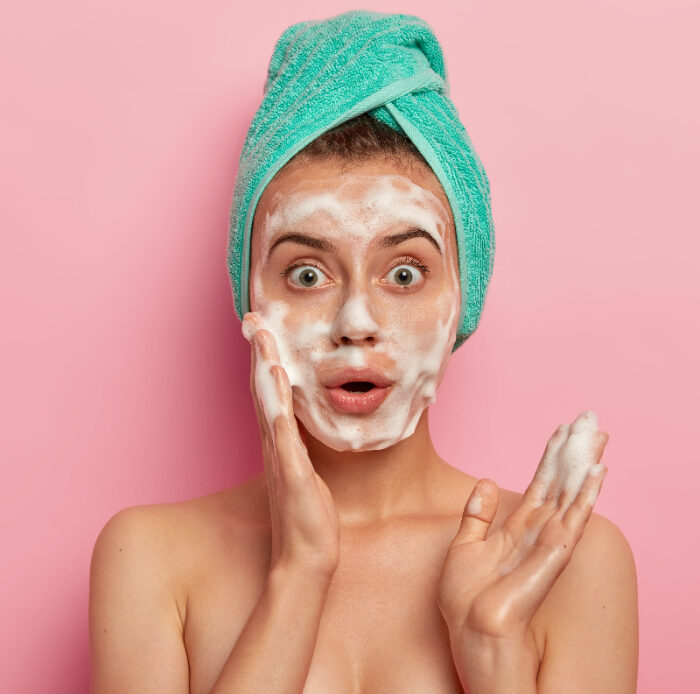 Tips Cuci Muka Yang Tepat Bagi Para Pemilik Kulit Wajah Berminyak