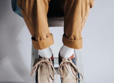 Menilik Sepatu Keren Kolaborasi Nevertoolavish X Clark Originals