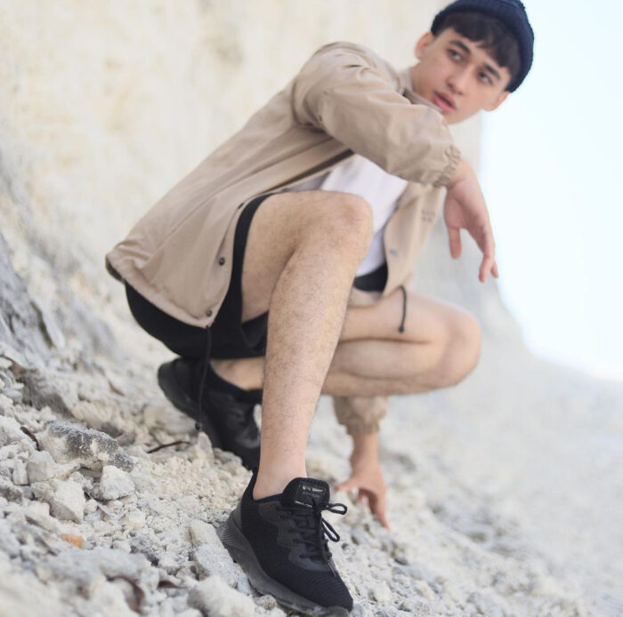 Ekspresikan Diri Lewat Sepatu-Sandal dari Brand Lokal Stradenine