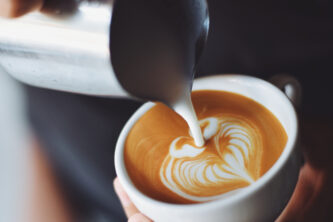 Kopi Lokal: Nikmati Rasa yang Autentik & Manfaat Bagi Kesehatan