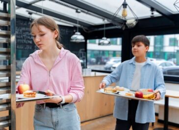 Peran Orang Tua dan Guru dalam Mendukung Gizi Anak